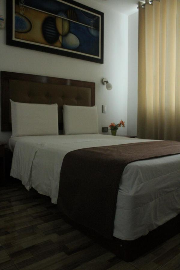 D'Milez Hotel Puerto Maldonado Exteriör bild